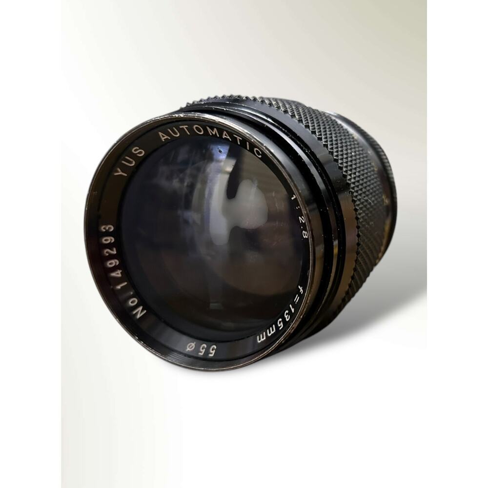Yashica YUS Automatic 135mm f 2,8 Telephoto Lens- Vintage for Film Photography